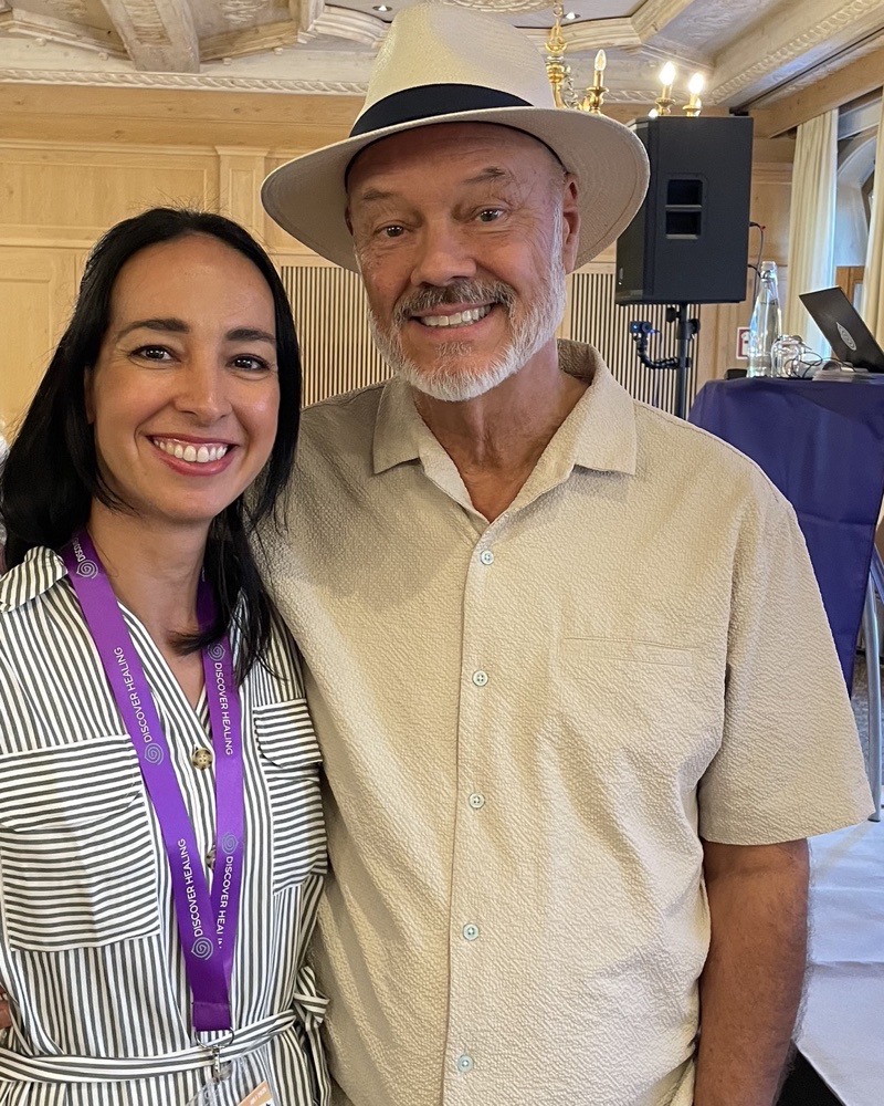 Angela von Au gemeinsam mit Dr. Bradley Nelson